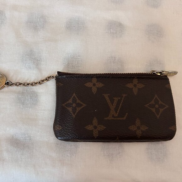Louis Vuitton Handbags - Louis Vuitton key pouch